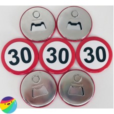 Magnet z odpiračem za steklenice za 30 let